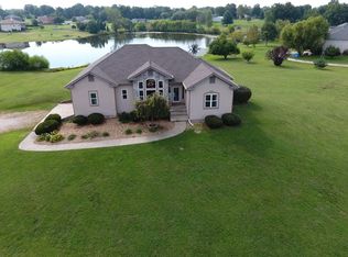 13695 E Nelson Rd, Nevada, MO 64772