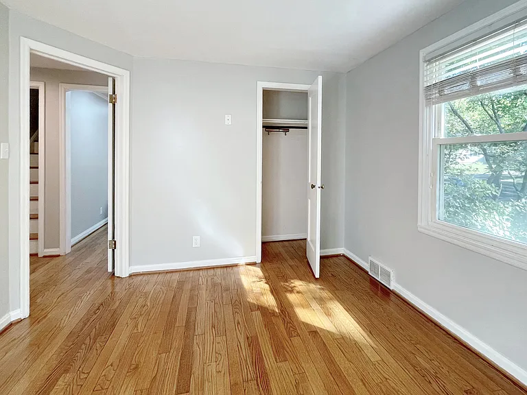 7318 Rosewood St — Photo 19