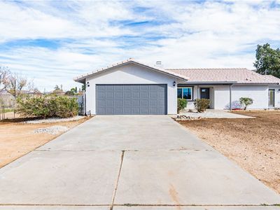 9515 Juniper Rd, Apple Valley, CA, 92308