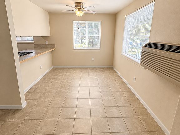 4th image of 9013 NE 54th St #V-28