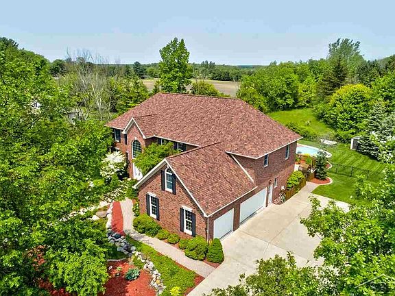 2nd image of 5726 Pine Gate Dr