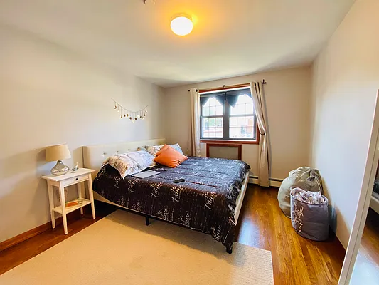 Rented by Compass | media 9