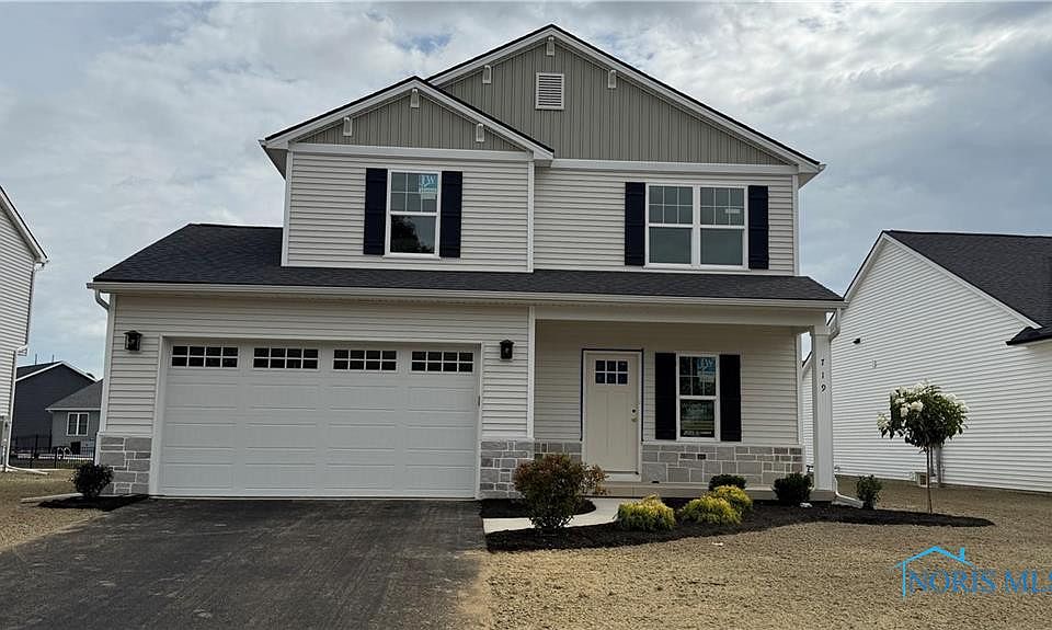 1st image of 719 S Ironwood Dr