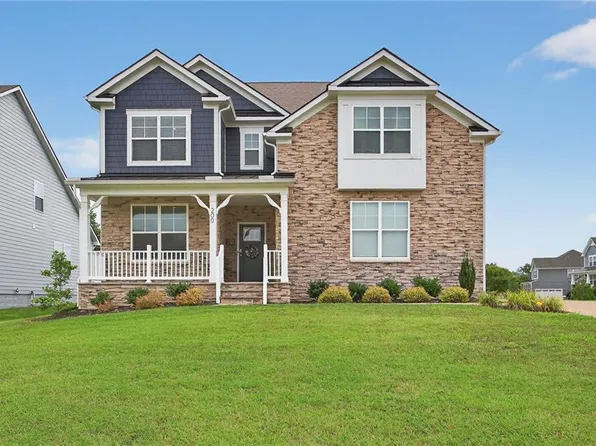200 Saint Andrews, Smithfield, VA 23430