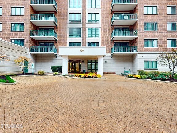 2nd image of 750 Pearson St APT 208