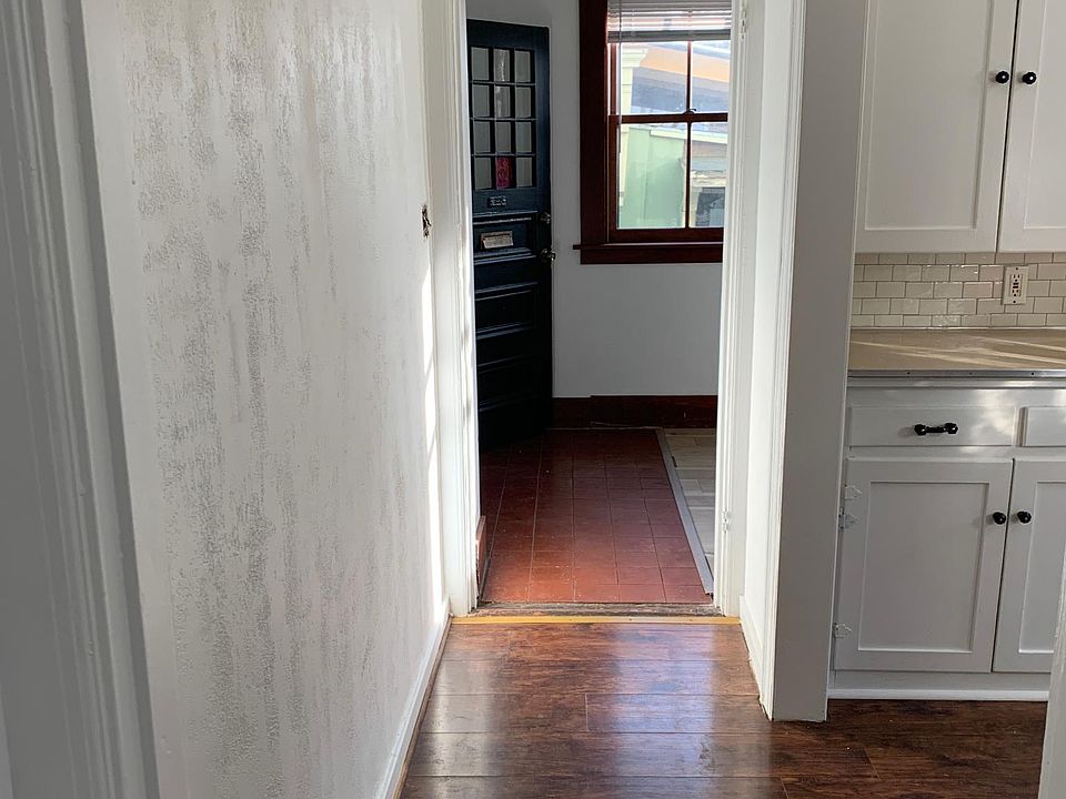 2nd image of 49 Kentucky St
