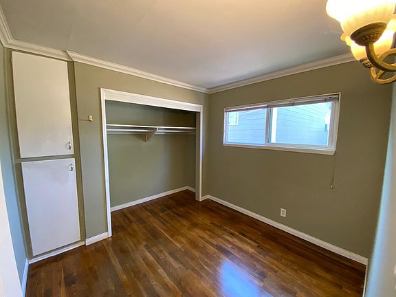 5th image of 3309 46th St #A