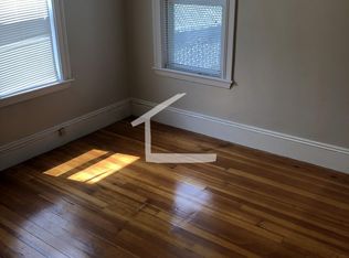 94 Browne St #3-L, Brookline, MA 02446