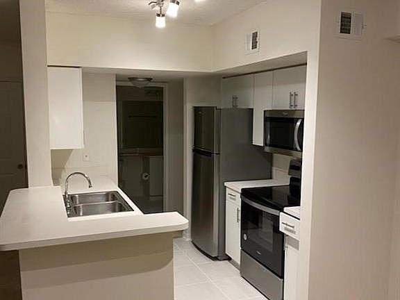 4th image of 1650 N 42nd Cir APT 305