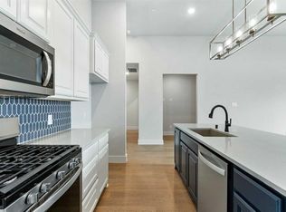 7221 Napa Ln, Grand Prairie, TX 75054