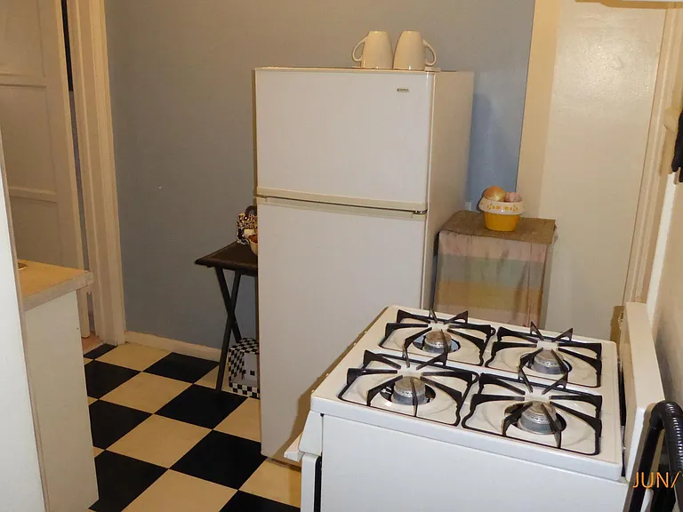 607 Hauser Blvd #2 — Photo 10