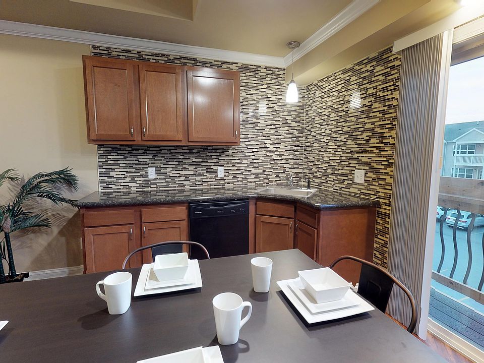 1st image of 2209 Sweet Home Rd #68