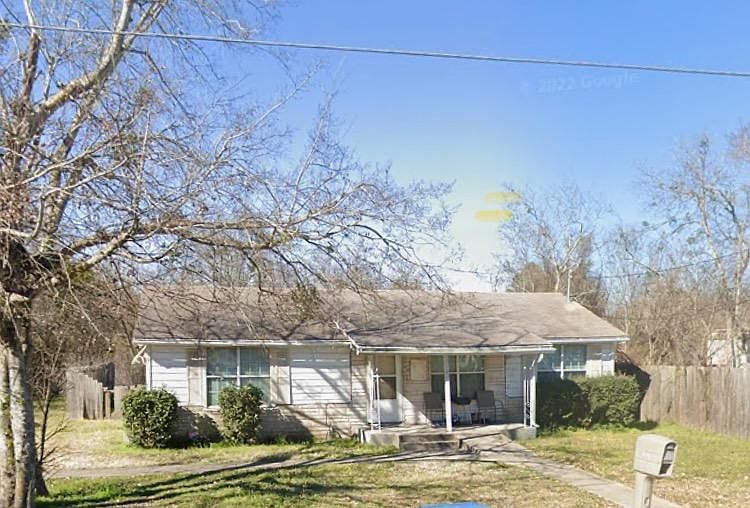 1st image of 1201 Grimes St