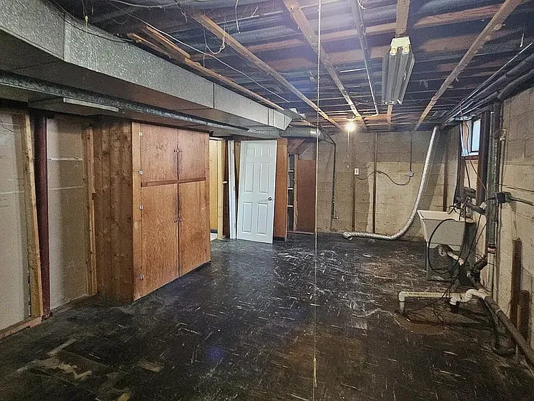 6914 Baring Ave — Photo 11
