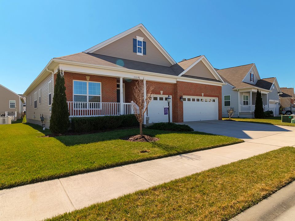 1st image of 24885 Magnolia Cir