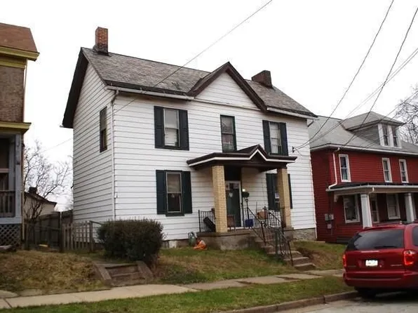 12 S 15th St, Jeannette, PA 15644