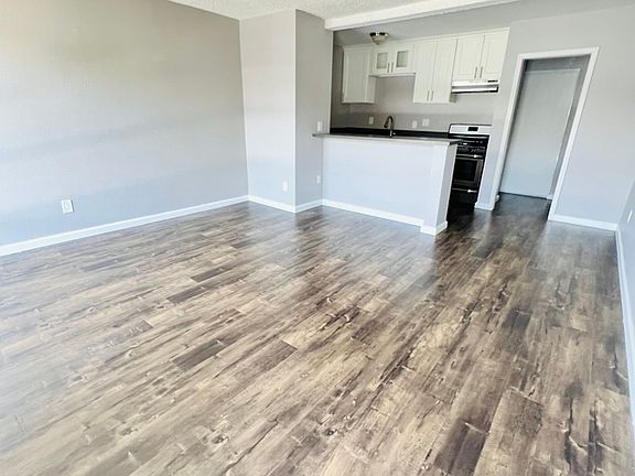 3rd image of 6553 La Mirada Ave #17A