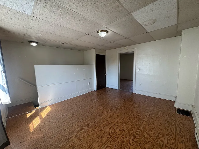 802 Wayne Ave #2 — Photo 17