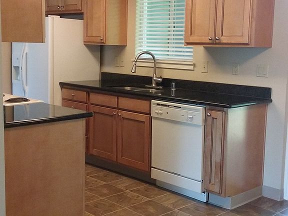 3rd image of 408 128th St S #410