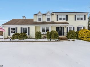 124 Howell Dr, Branchburg Twp., NJ 08876