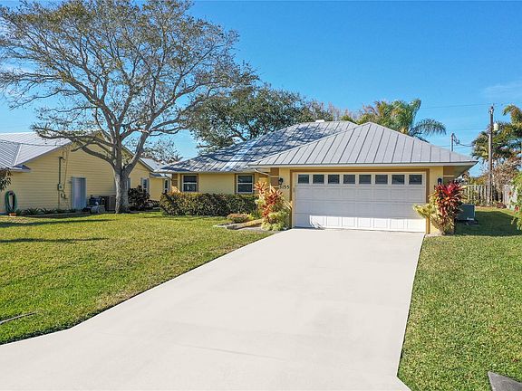 2nd image of 5155 SE Matousek Street