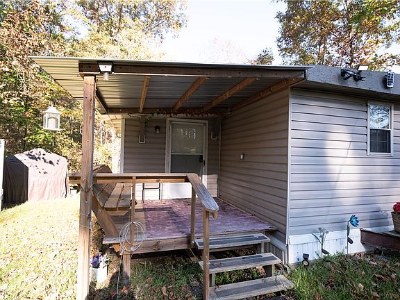 3rd image of 236 Miller Lane Rd