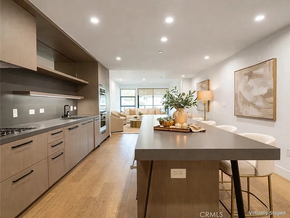 10777 Wilshire Blvd #309