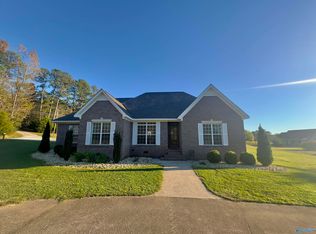274 Crown Pointe Ln, Hamilton, AL 35570