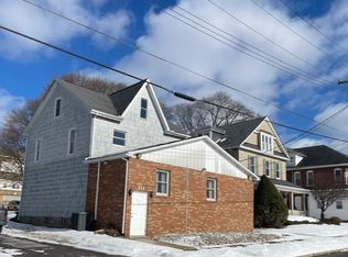 225 Keystone Ave, Cresson, PA 16630