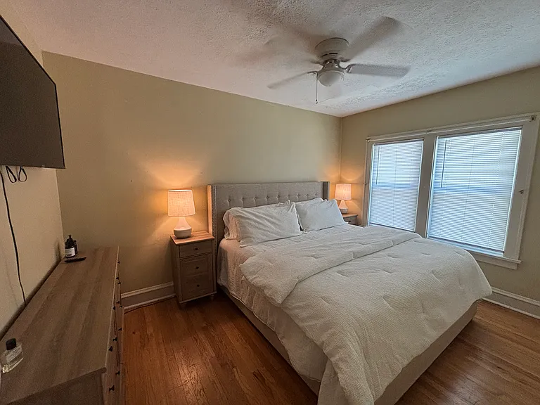 1239 Hathaway Ave — Photo 10