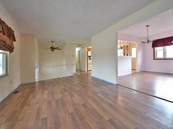 4th image of 12946 Nancy Lee Dr