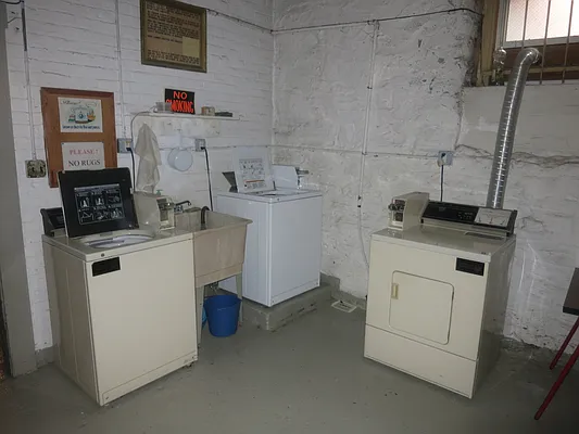 Sold by Velsor Realty | media 6