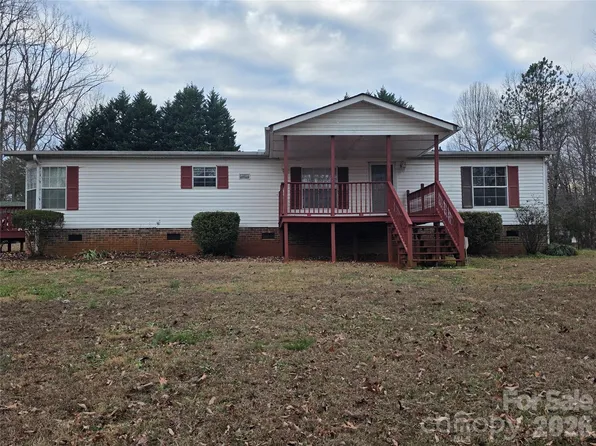 1044 Rabbit Trl, Gastonia, NC 28052