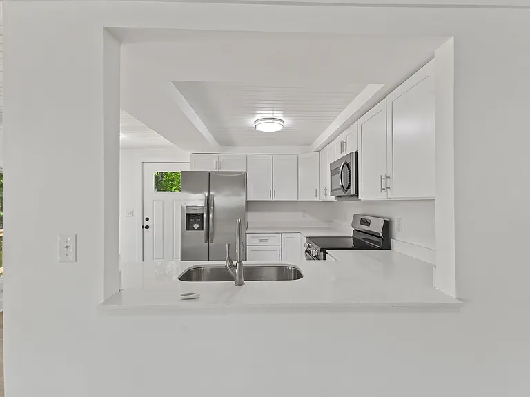 173 W Jo Jo Ln — Photo 2