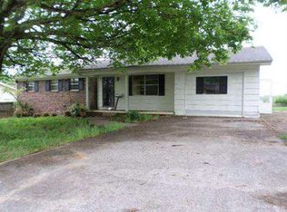 510 Bryson St, Athens, TN 37303