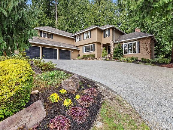 2nd image of 2731 223rd Ave NE