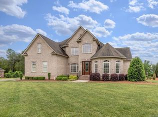 1024 Tomshire Dr, Gastonia, NC 28056