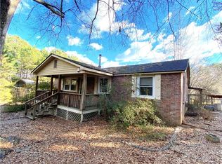 112 Lemmon Drop Ln, Walhalla, SC 29691
