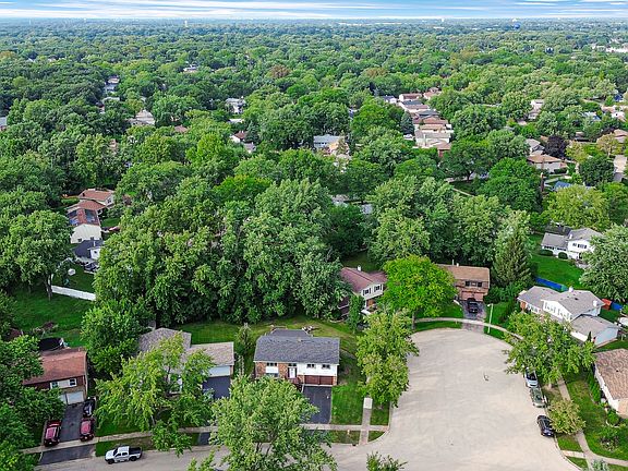 5th image of 404 Assembly Dr