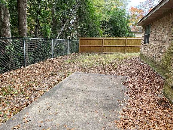 4th image of 107 S Alta Vista Ave