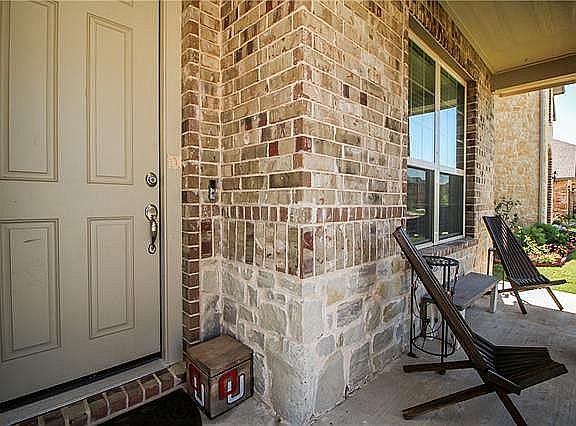 5th image of 1636 Meadow Trail Ln
