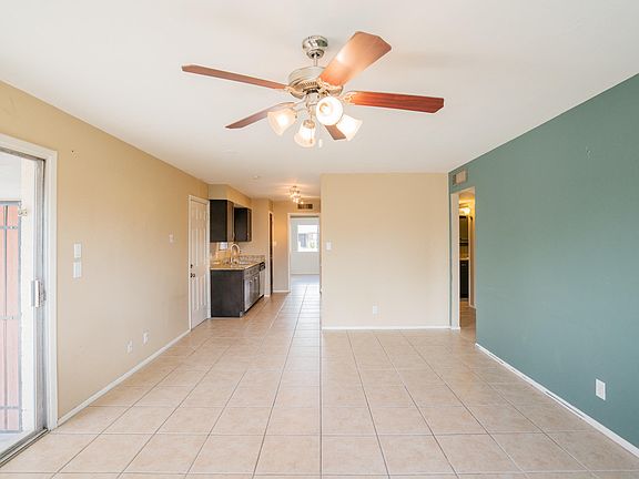 3rd image of 4007 W Frier Dr