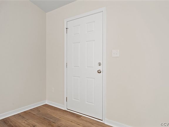 5th image of 264 Belmont Ln