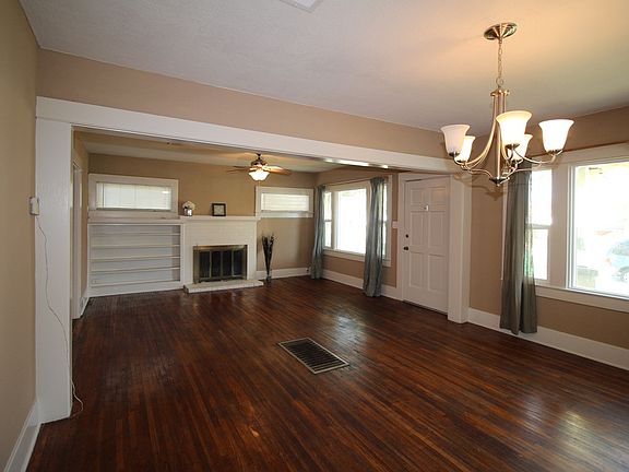 4th image of 1337 N Roosevelt Ave
