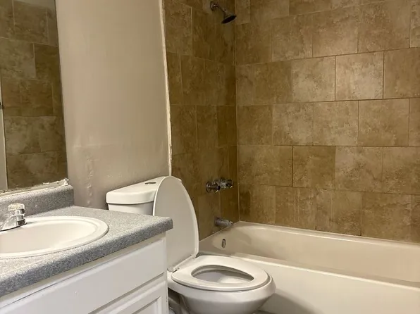 Residences At The Overlook