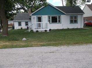 516 W 7th Pl, Hobart, IN 46342