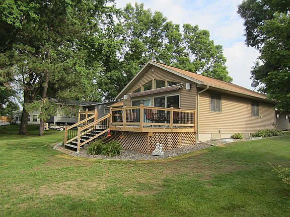 Great deck with awning