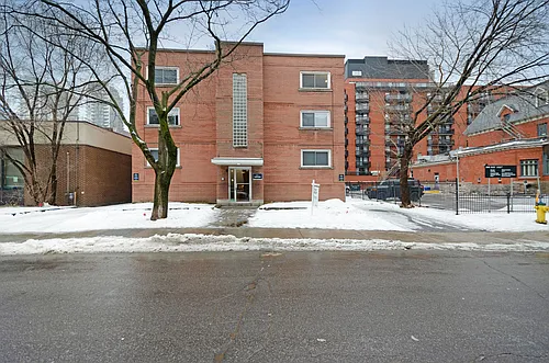 161 Somerset St W Photo 1 161 Somerset St W Photo 1