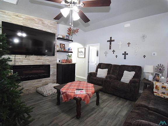 3rd image of 1308 S Tularosa St