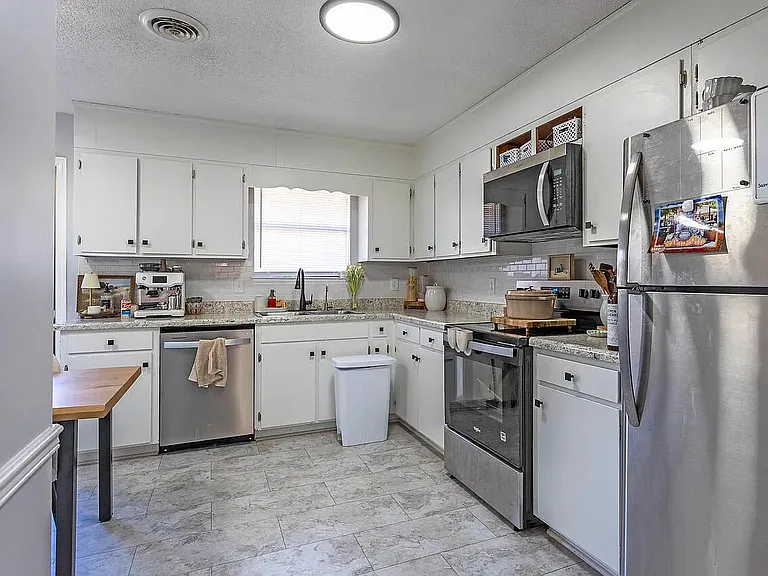 2417 Rodney Dr SE #1 — Photo 8